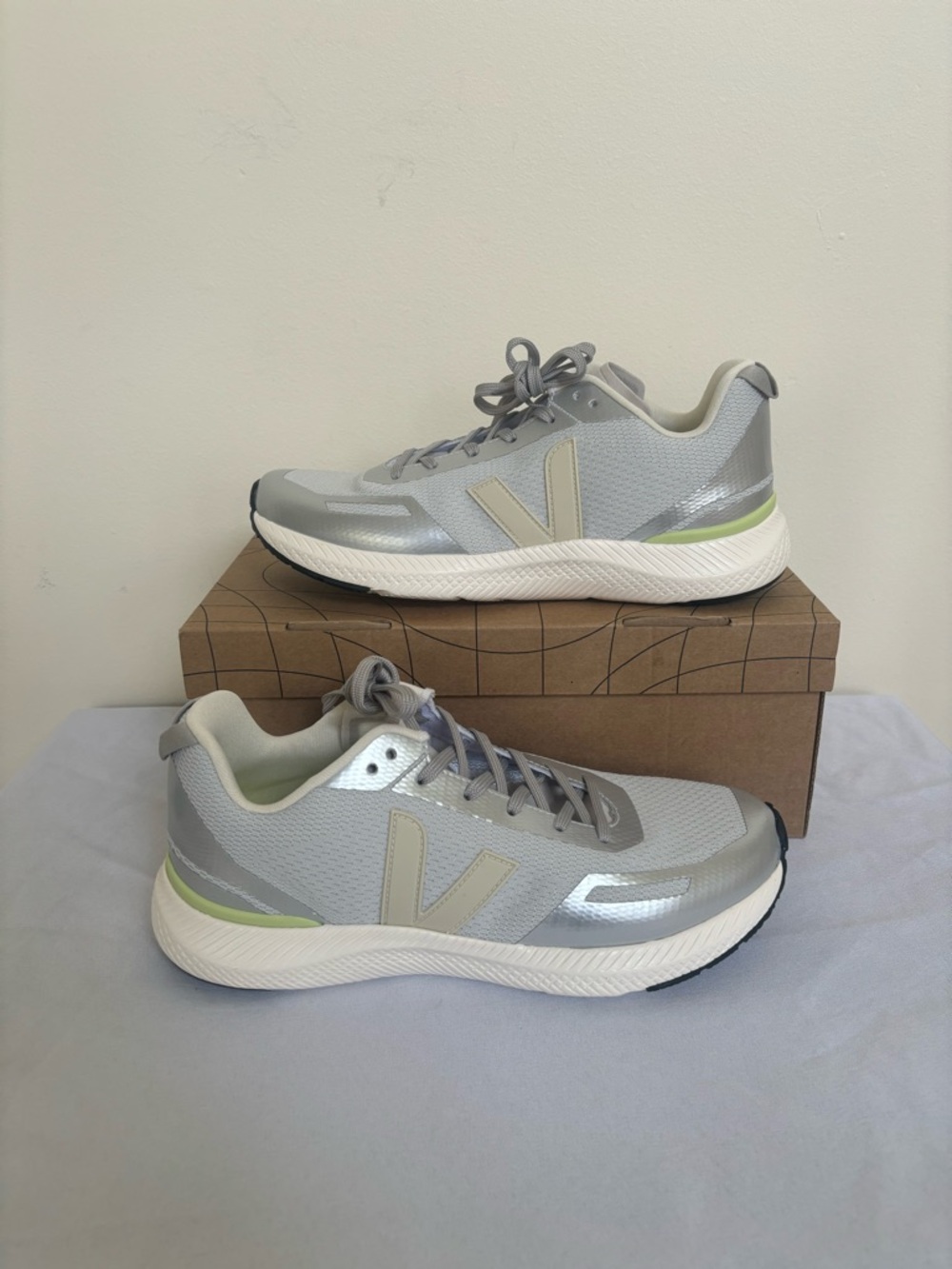 Veja Impala Engineer Mesh Pierre Silver Size 9 Eu40 NWB Grey Women Sneakers